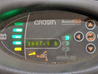 Four wheel front forklift Crown SCF6040-18 - 10