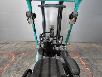 Four wheel front forklift Mitsubishi FD15