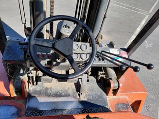 Four wheel front forklift Nissan DF05A79V - 7