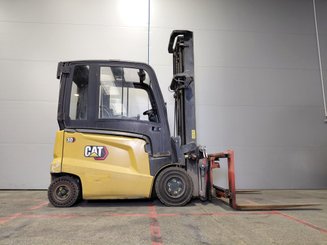 Four wheel front forklift Caterpillar EP30CN - 5
