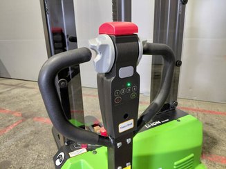 Pedestrian pallet stacker Hangcha CDD15-A2MC2-ISZ - 6