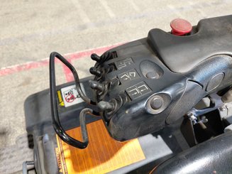 Three wheel front forklift Caterpillar EP16NT - 8