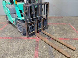 Four wheel front forklift Mitsubishi FD15