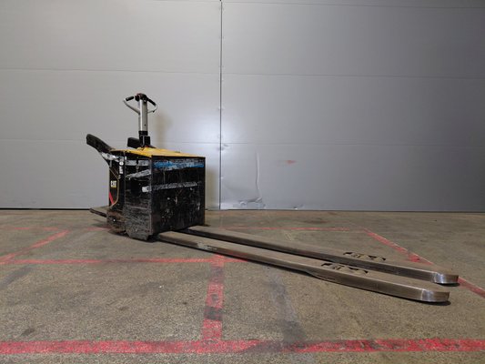 Pedestrian pallet truck Caterpillar NPV20N2 - 1