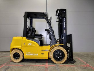 Four wheel front forklift Hangcha XE30i ( CPD30-XEY2HA-SI )