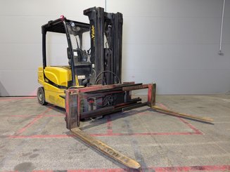 Four wheel front forklift Yale ERP45VL