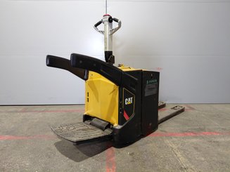 Stand-on pallet truck Caterpillar NPV20N2 - 3