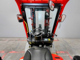 Four wheel front forklift Hangcha XE25i ( CPD25-XEY2HA-SI )