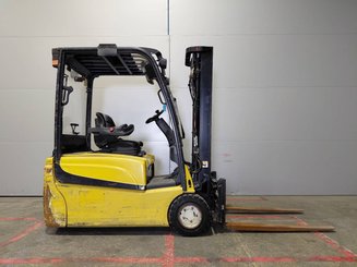 Four wheel front forklift Yale ERP20 - 4