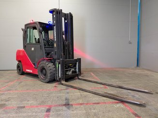 Four wheel front forklift Hangcha XF55D - 1