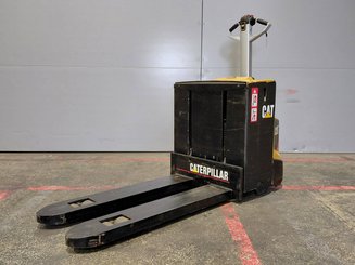 Pedestrian pallet truck Caterpillar NPP20N2E