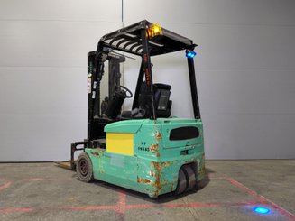 Three wheel front forklift Yale ERP16 ATF