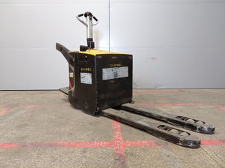 Stand-on pallet truck Caterpillar NPV20N2