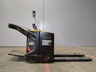 Stand-on pallet truck Caterpillar NPV20N2