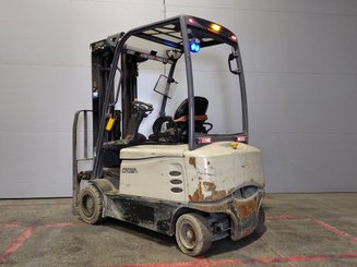 Four wheel front forklift Crown SCF6040-18 - 2