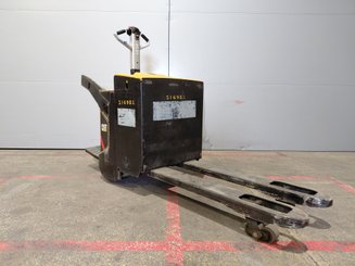 Stand-on pallet truck Caterpillar NPV20N2