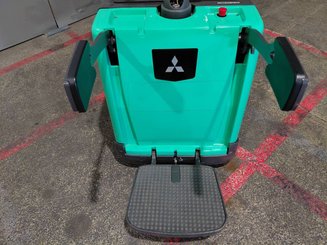 Stacker truck with folding platform Mitsubishi SBV12P