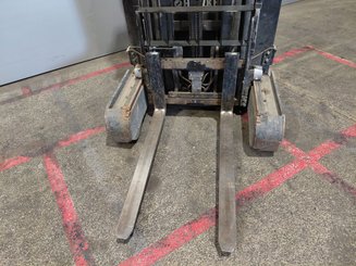 Reach truck Caterpillar NR16N2
