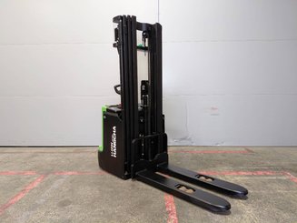 Pedestrian pallet stacker Hangcha CDD16-XT1-SI