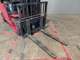 Four wheel front forklift Hangcha XF35G