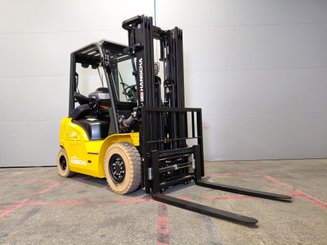 Four wheel front forklift Hangcha XE25Hi ( CPD25-XEY2H2-SI )