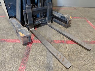 Reach truck Crown ESR 5260 - 8