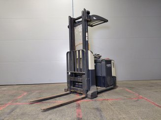 Order picker Crown MPC3040-12 - 1