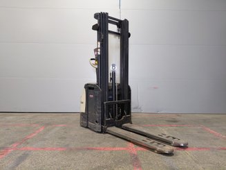 Pallet stacker Crown ESI4000-14 - 1