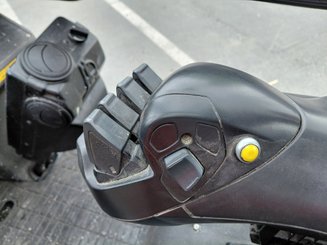 Four wheel front forklift Caterpillar GP45NTD - 7