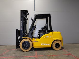 Four wheel front forklift Hangcha XE38i (CPD38-XEY2HA-SI)