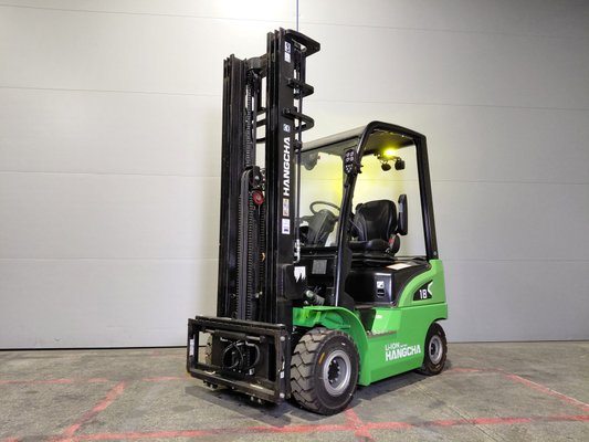 Four wheel front forklift Hangcha XC18i - 1