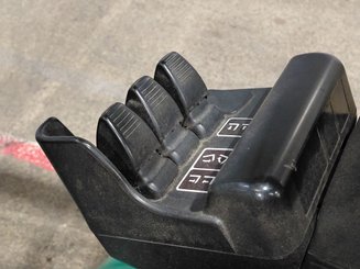 Four wheel front forklift Yale GLP20SX - 8