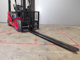 Four wheel front forklift Hangcha XF35D-2