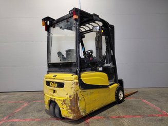 Four wheel front forklift Yale ERP20
