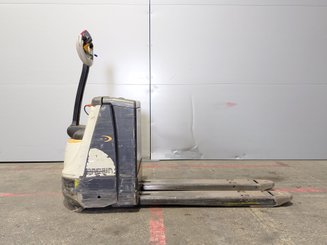 Pedestrian pallet truck Crown WP3020-2.0 - 4
