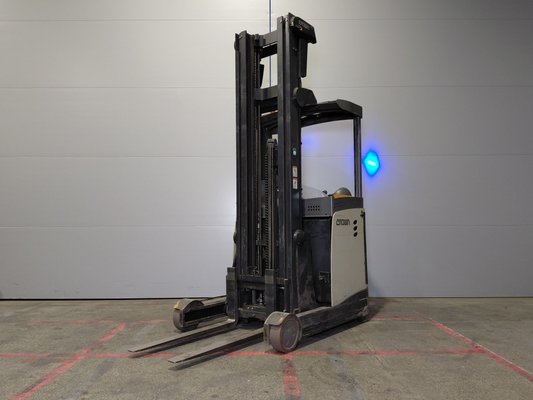Reach truck Crown ESR 5260 - 1