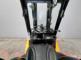 Four wheel front forklift Hangcha XE35i (CPD35-XEY2HA-SI)