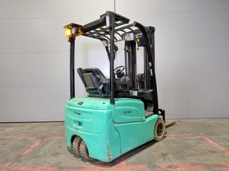 Three wheel front forklift Yale ERP15VTSWB - 3