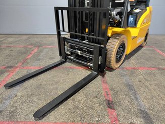 Four wheel front forklift Hangcha XE20i (CPD20-XEY2HA-SI) 