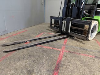 Four wheel front forklift Hangcha XC80i-600 (CPD80-XCY2-SI) - 7