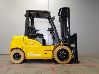 Four wheel front forklift Hangcha XE30i ( CPD30-XEY2HA-SI )
