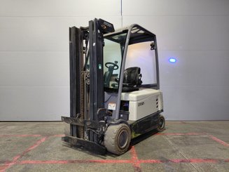 Four wheel front forklift Crown SCF6040-16 - 1