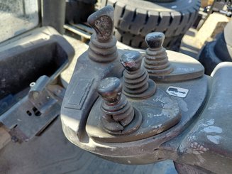 Four wheel front forklift Fenwick H25T - 3