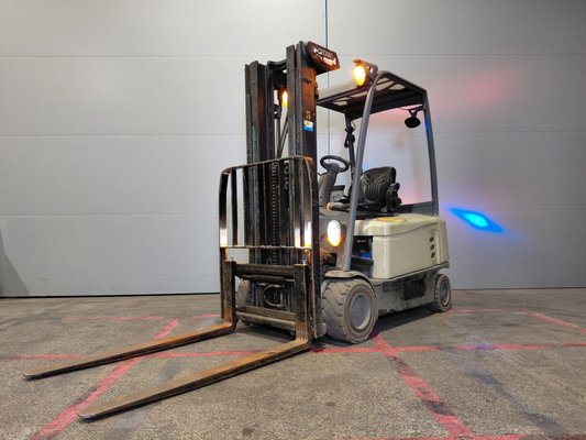 Four wheel front forklift Crown SCF6040-18 - 1