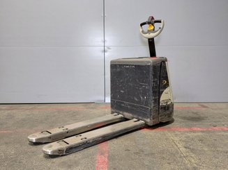 Pedestrian pallet truck Crown WP3020-2.0 - 1