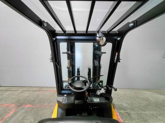Four wheel front forklift Hangcha XE25Hi ( CPD25-XEY2H2-SI )