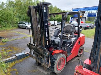 Four wheel front forklift Hangcha XF35G - 1