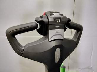 Stacker truck with folding platform Hangcha CDD16-XT1S-SI