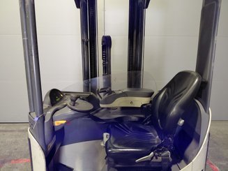 Reach truck Crown ESR 5260