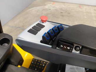 Four wheel front forklift Hangcha XE30Hi ( CPD30-XEY2H2-SI )